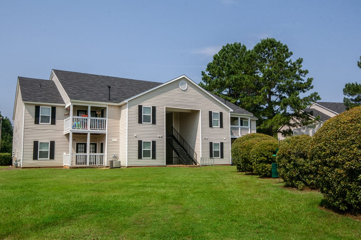 Photos and Video of Hampton Place Apartments in Perry, GA